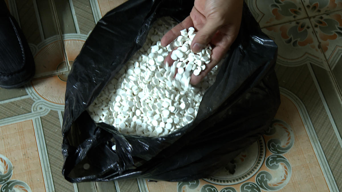 Một loại nguyên liệu để các đối tượng pha trộn. Ảnh: CAHT.