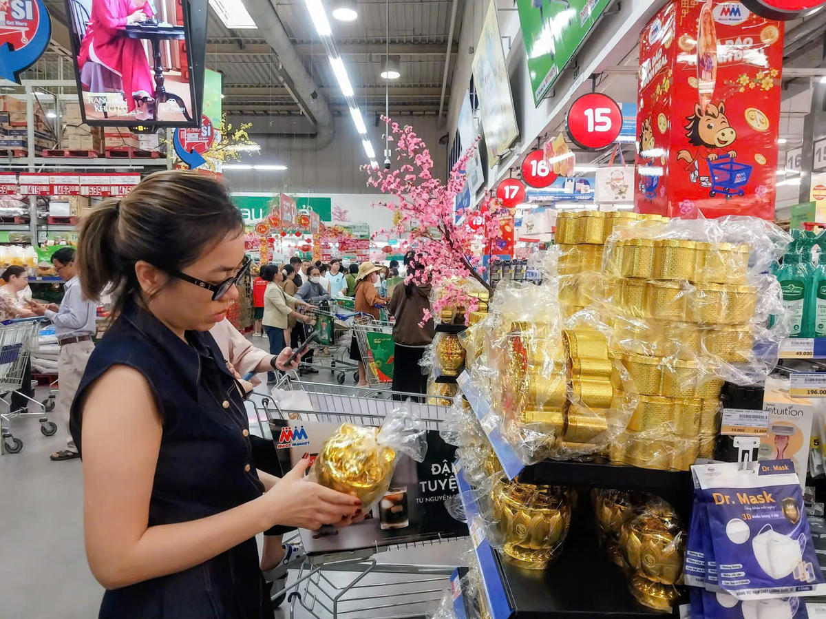 Người tiêu dùng lựa chọn những sản phẩm độc, lạ. Ảnh: S.X