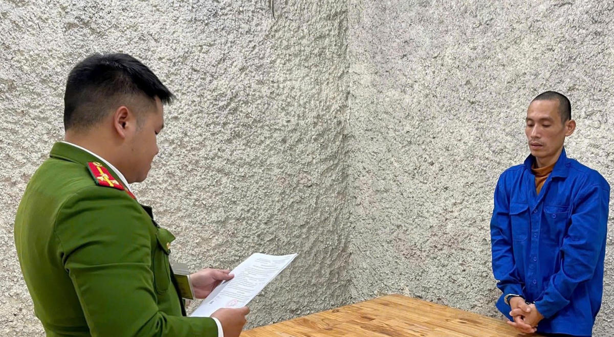 Đối tượng Nguyễn Văn Tiến tại Cơ quan điều tra. Ảnh: Công an tỉnh Phú Thọ.