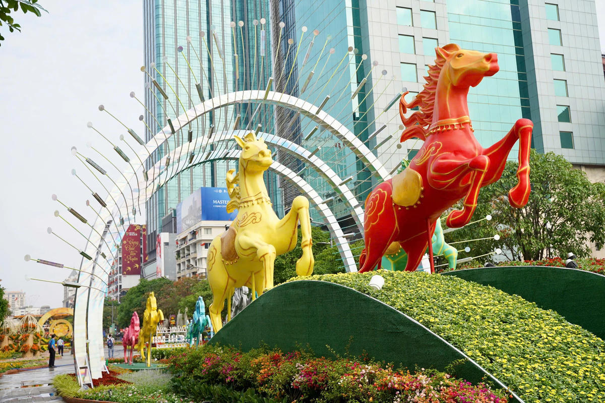 Đường hoa Nguyễn Huệ khẳng định khát vọng vươn mình của TP Hồ Chí Minh. Ảnh: V.T