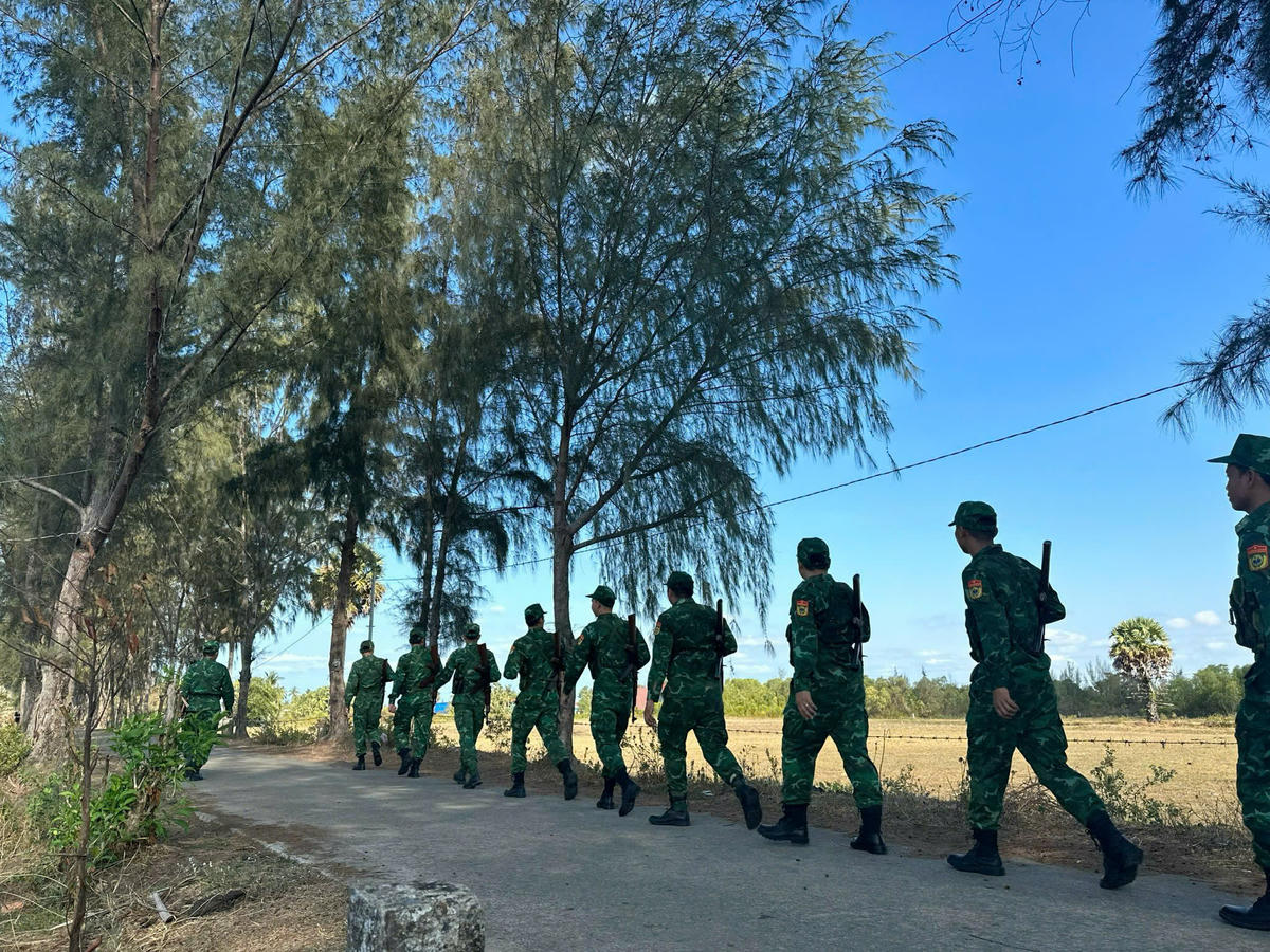 Để hoàn thành nhiệm vụ được giao, những năm qua, cán bộ, chiến sĩ đồn Biên phòng Cửa khẩu Quốc tế Hà Tiên đã phát huy truyền thống anh hùng; không ngừng học tập, trau dồi đạo đức, lối sống, tự hoàn thiện mình, để đáp ứng tốt nhu cầu công tác và nhiệm vụ chính trị. (Ảnh: BPHT)