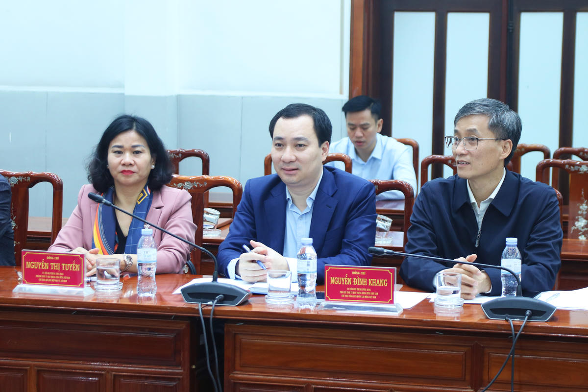 Các đại biểu tham dự Hội nghị.