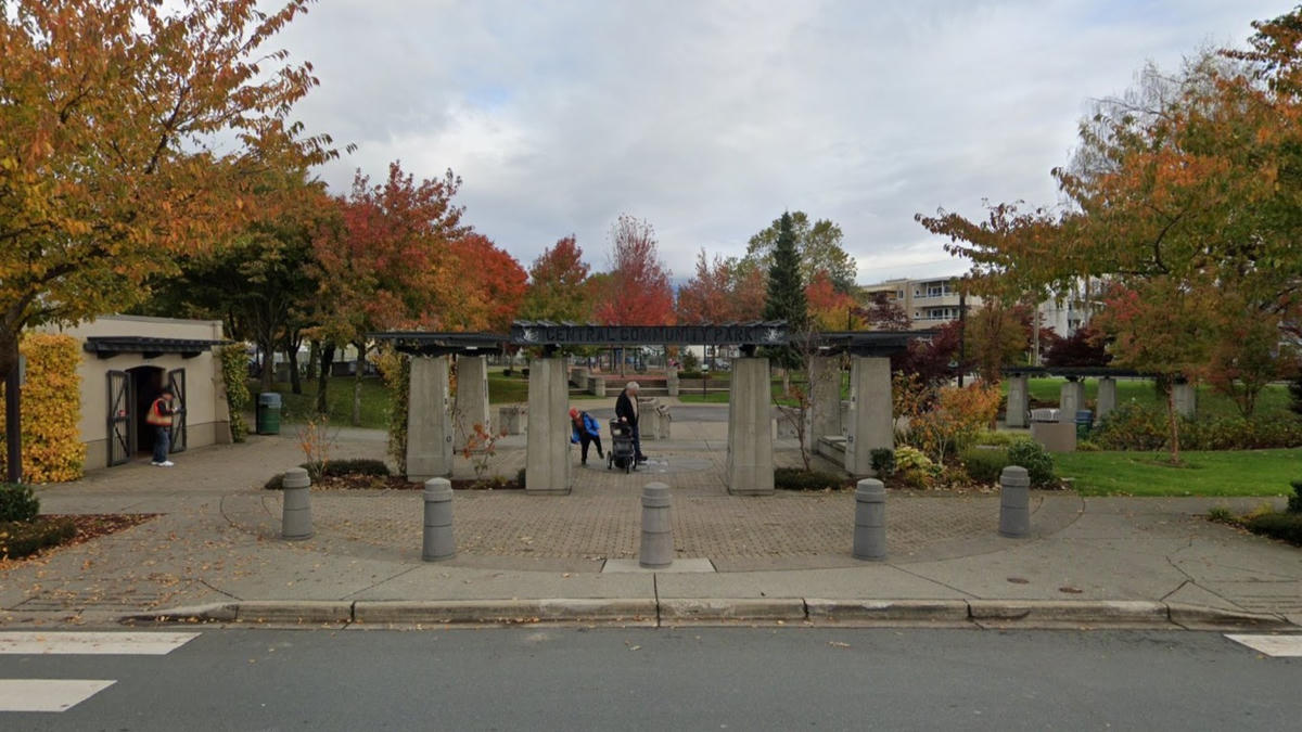 Sự biến mất của không gian công cộng miễn phí