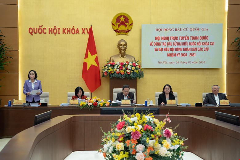 Phó Chủ tịch Quốc hội,&nbsp;Ủy viên Hội đồng bầu cử Quốc gia Nguyễn Thị Thanh phát biểu khai mạc hội nghị