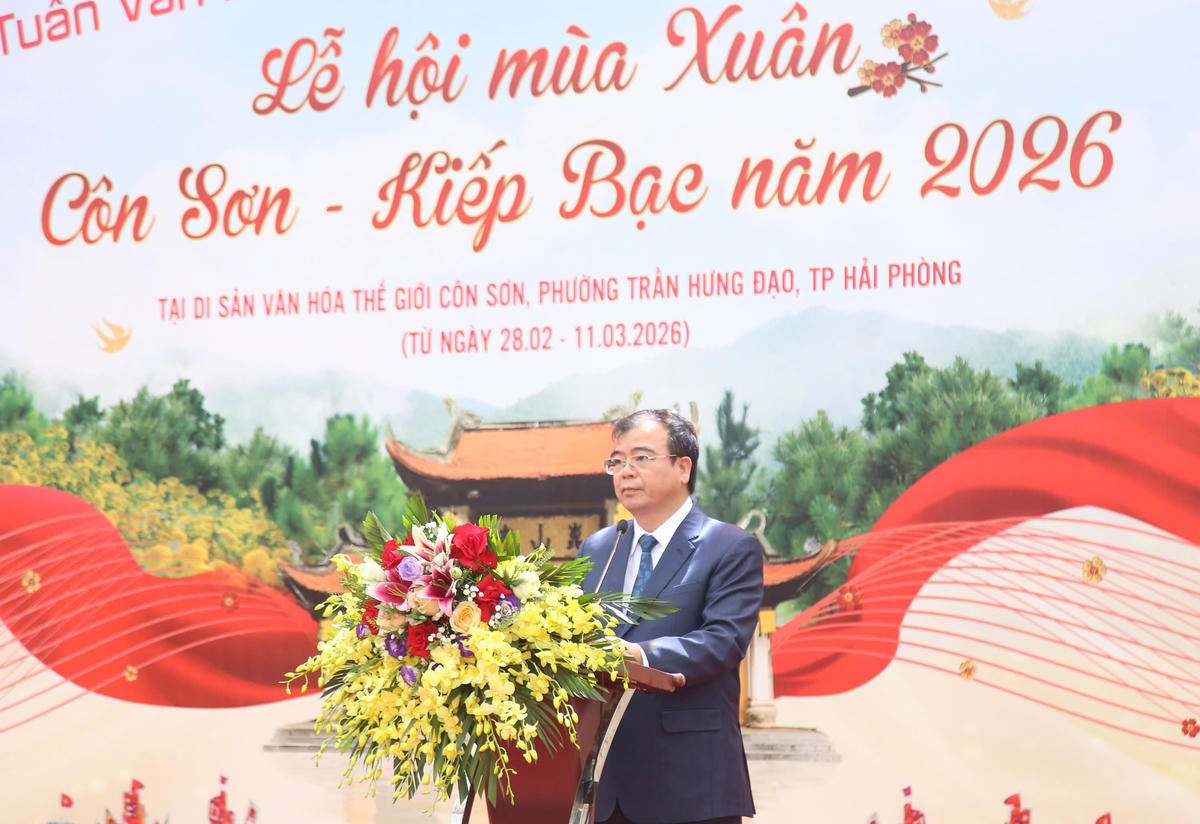 Phó Chủ tịch UBND TP Hải Phòng Nguyễn Minh Hùng phát biểu tại lễ khai mạc. Ảnh: VHDL.