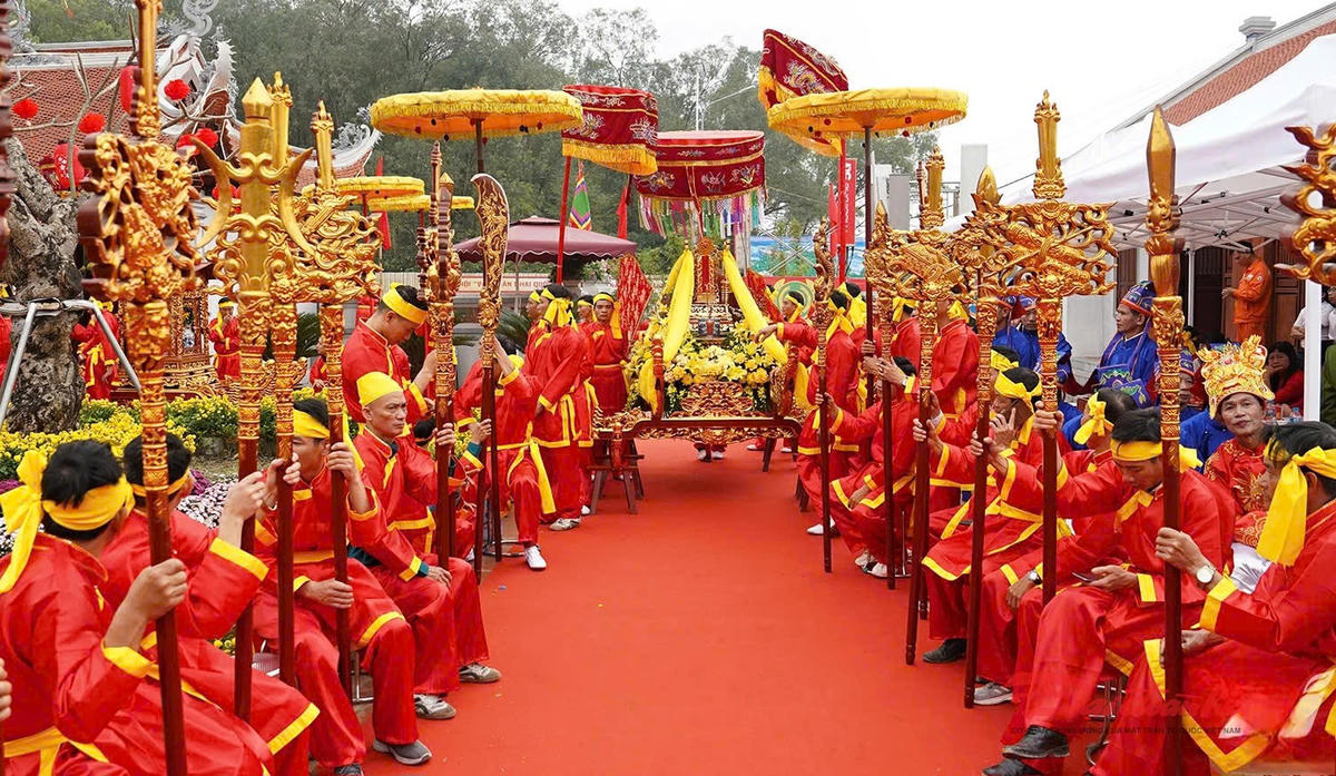 Nghi thức rước lễ. Ảnh: TN.