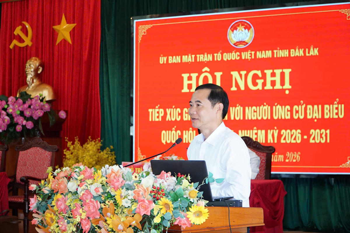 Ông Nguyễn Thái Học, Phó Bí thư Đảng ủy Mặt trận Tổ quốc, các đoàn thể Trung ương trình bày chương trình hành động của mình. Ảnh: HT.