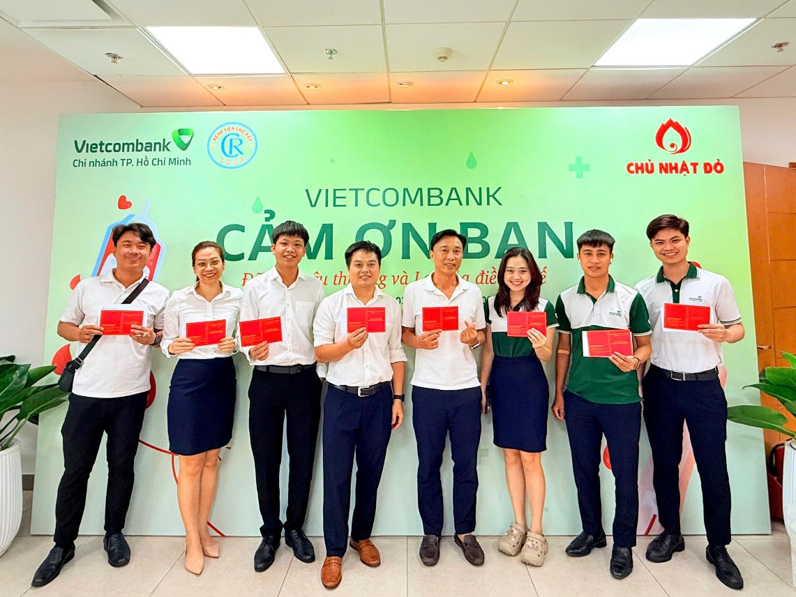 Vietcombank TP. Hồ Chí Minh hiến tặng 222 đơn vị máu, lan tỏa tinh thần “Chủ Nhật Đỏ” trong Tháng Thanh niên
