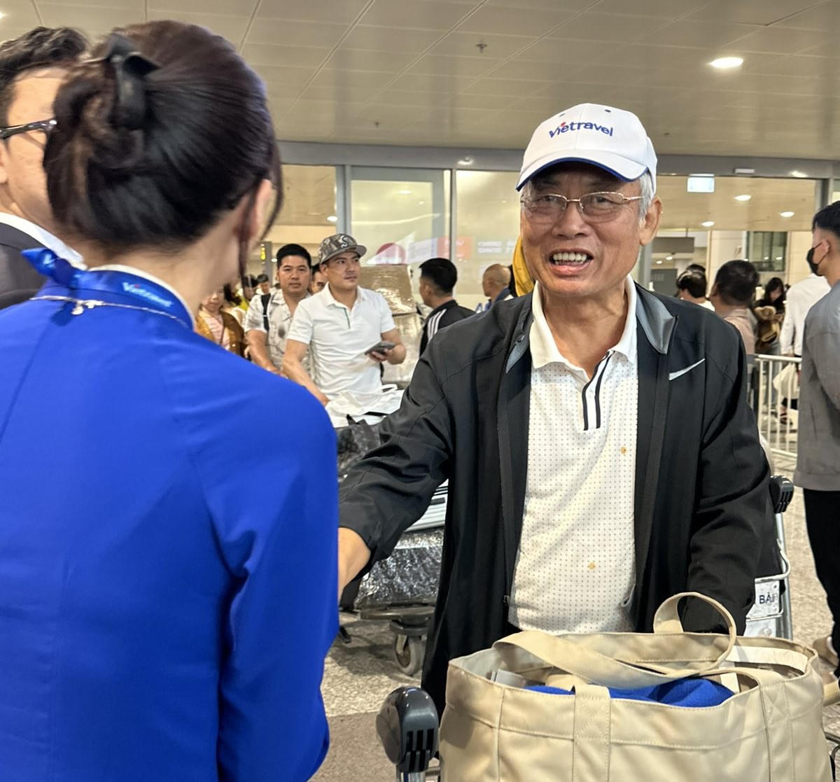 Du khách tại sân bay Nội Bài. Ảnh:&nbsp;Vietravel