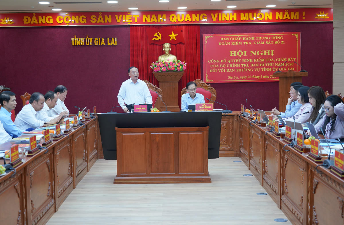 Quang cảnh hội nghị công bố&nbsp;quyết định kiểm tra, giám sát của Bộ Chính trị đối với Ban Thường vụ Tỉnh ủy Gia Lai. Ảnh: CV.