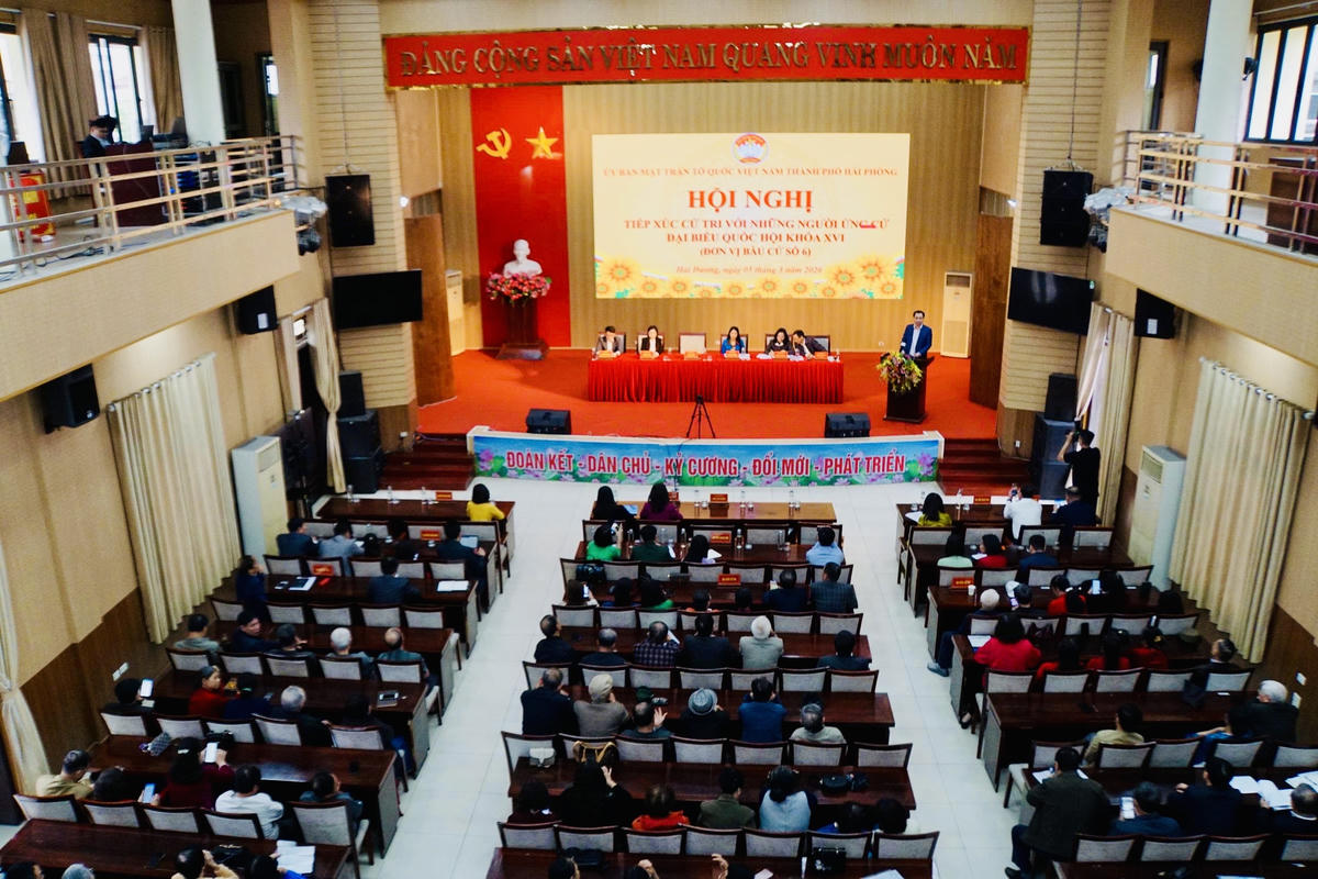 Hội nghị được tổ chức theo hình thức kết hợp trực tiếp và trực tuyến. Ảnh: PT.