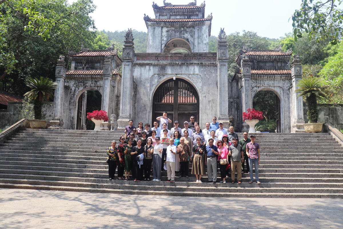 Du khách chờ đợi nhiều điểm mới trong lễ hội năm nay. Ảnh: Đình Minh