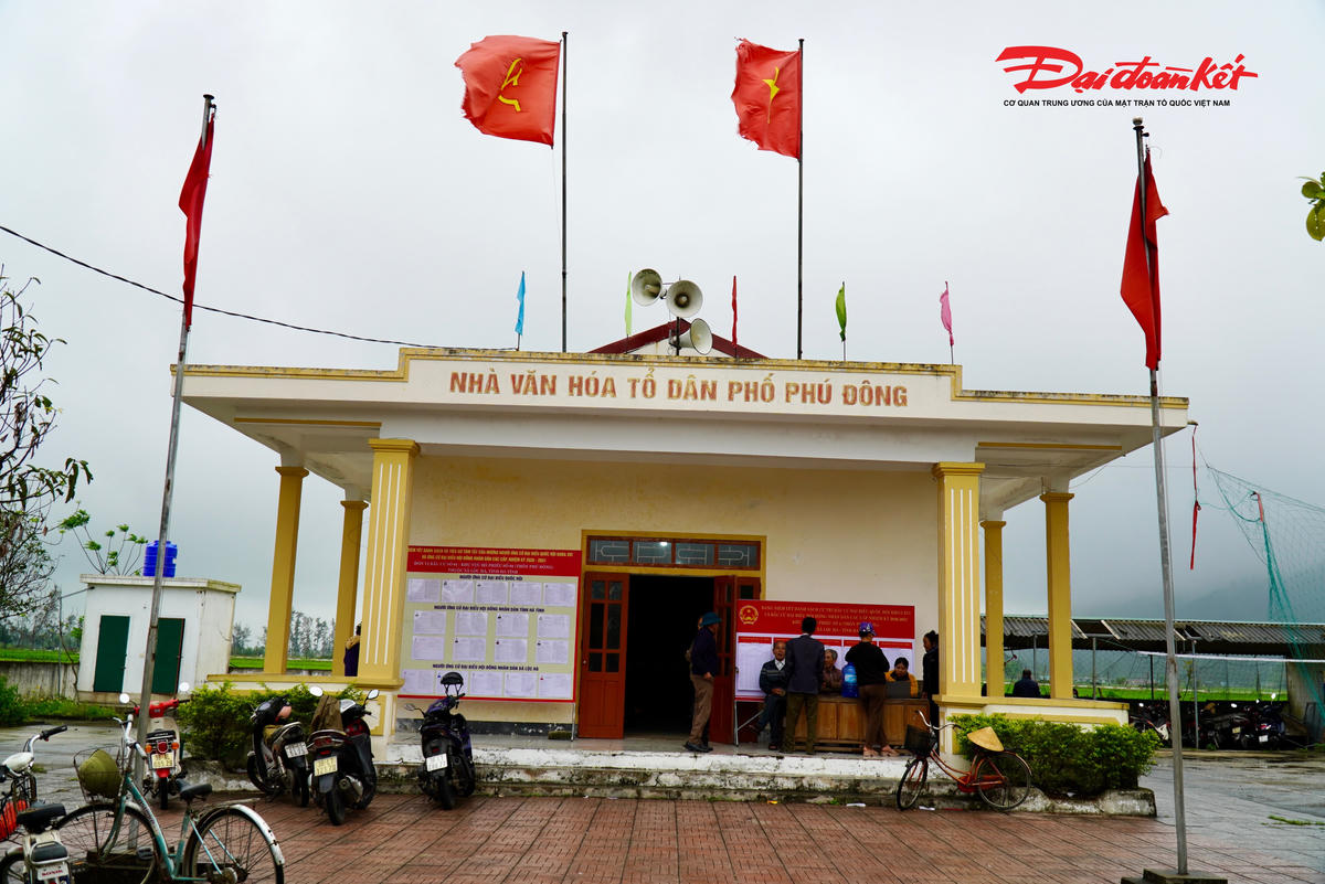 Nhà văn hóa thôn Phù Đông, xã Lộc Hà - địa điểm tổ chức các buổi tiếp xúc cử tri của các ứng cử viên. Ảnh: Hạnh Nguyên.