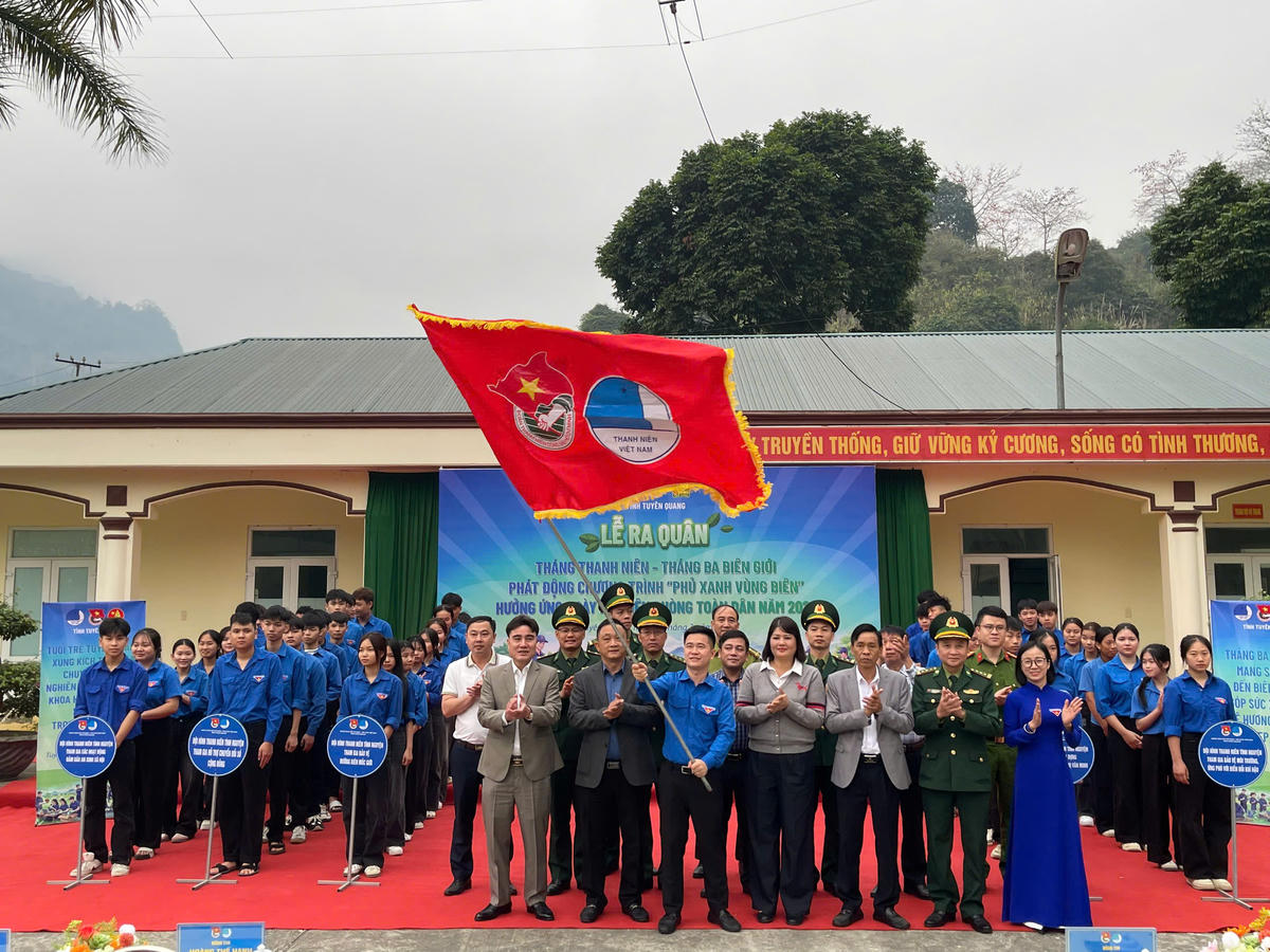 Tuổi trẻ Tuyên Quang hân hoan khí thế&nbsp;ra quân Tháng Thanh niên tại khu vực vùng biên Thanh Thủy.