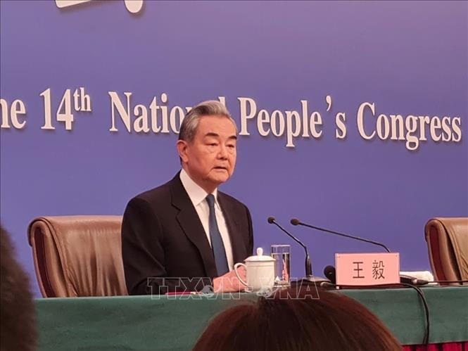 Trung Quốc thúc đẩy ngoại giao nguyên thủ, ổn định quan hệ với các nước lớn