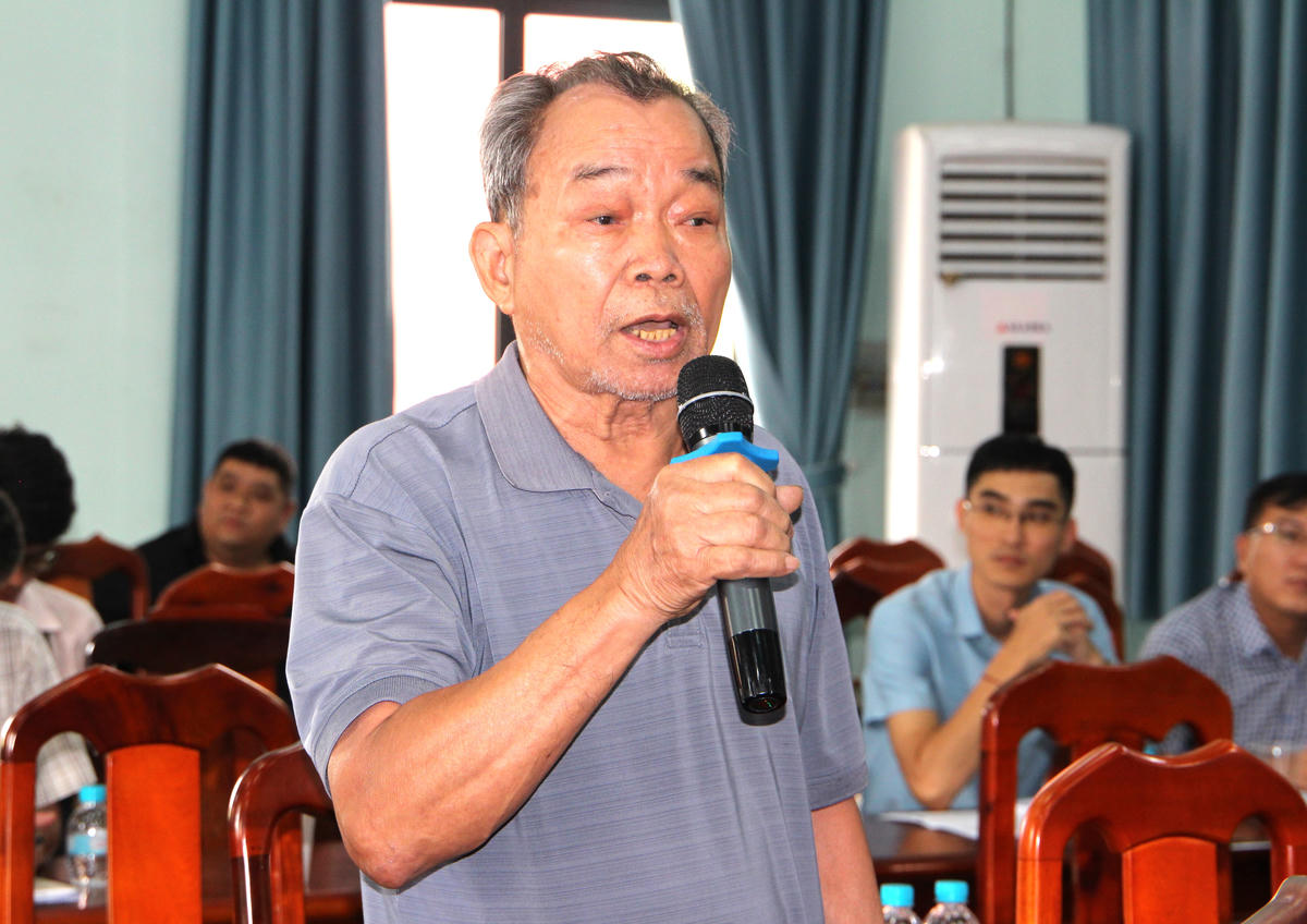 Cử tri Mai Đình Bình mong muốn sau khi trúng cử, các đại biểu cần quan tâm hơn đến các vấn đề an sinh xã hội. Ảnh: Q.Đ.