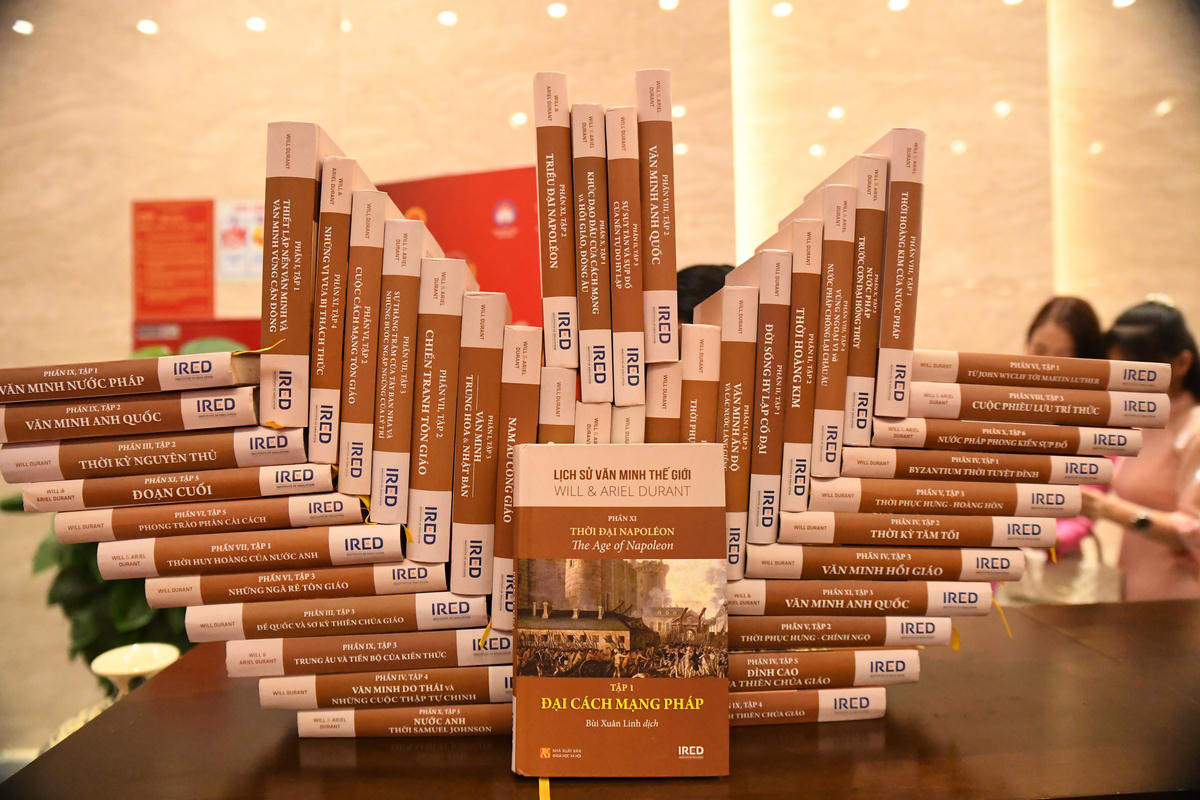 Các ấn phẩm được thiết kế, trình bày đẹp mắt, thể hiện sự đầu tư công phu của tác giả và đơn vị xuất bản.