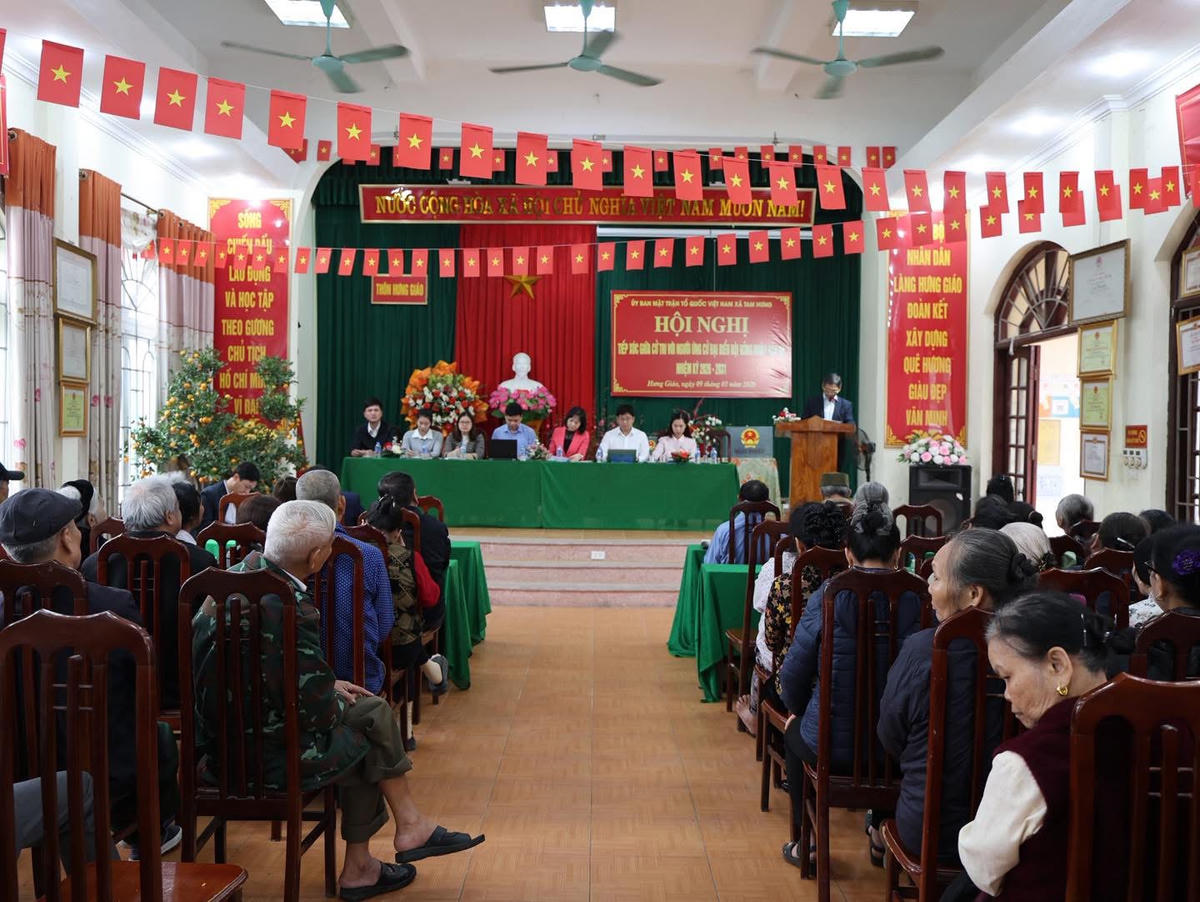Hội nghị tiếp xúc cử tri với người ứng cử đại biểu Quốc hội và đại biểu Hội đồng nhân dân các cấp. Ảnh: TL