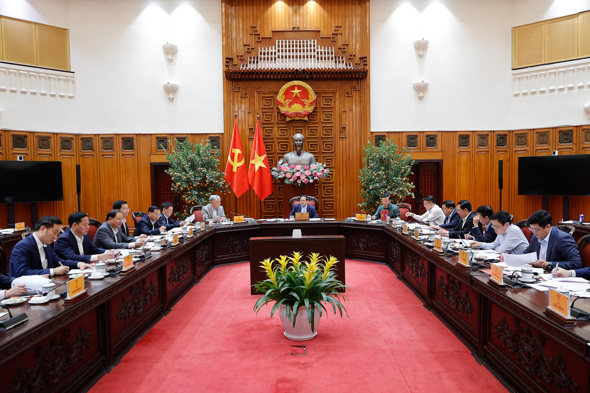 Cuộc họp của Thường trực Chính phủ cho ý kiến về một số nội dung quan trọng. Ảnh: Nhật Bắc