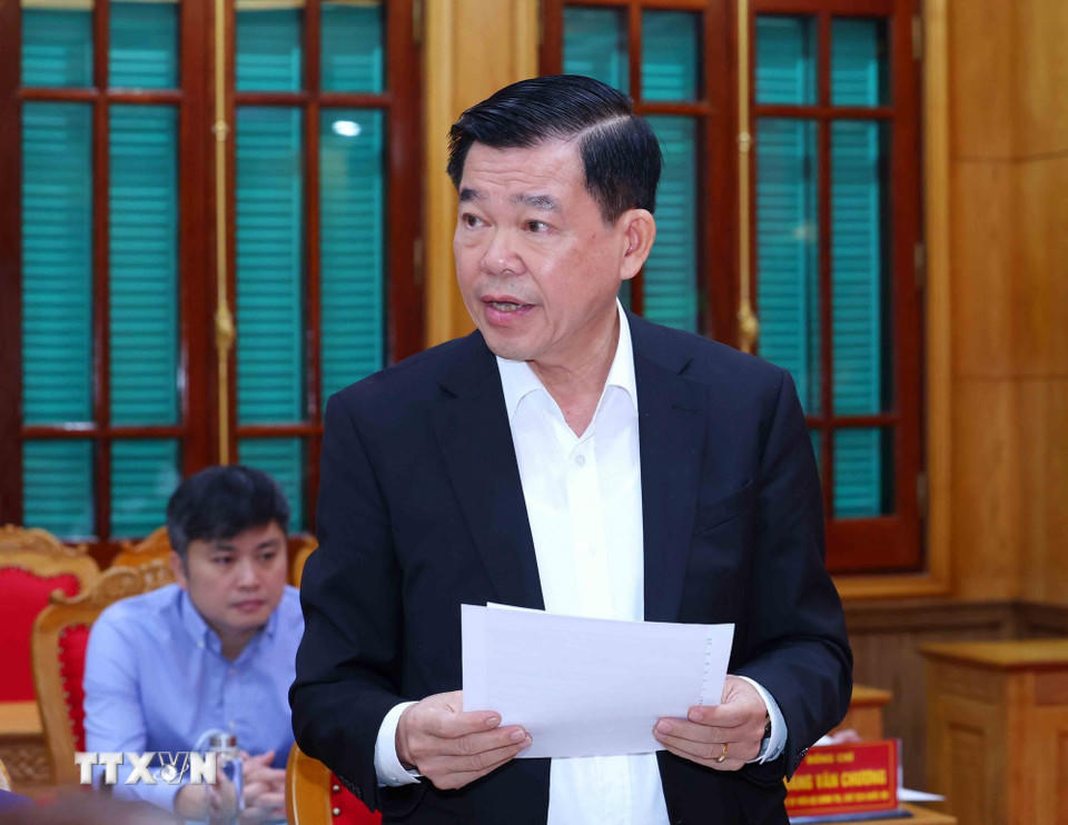 Ông Nguyễn Hồng Lĩnh, Ủy viên Trung ương Đảng, Phó Chủ nhiệm Uỷ ban Kiểm tra Trung ương, Phó Trưởng đoàn kiểm tra, giám sát phát biểu tại hội nghị. (Ảnh: Phương Hoa/TTXVN).