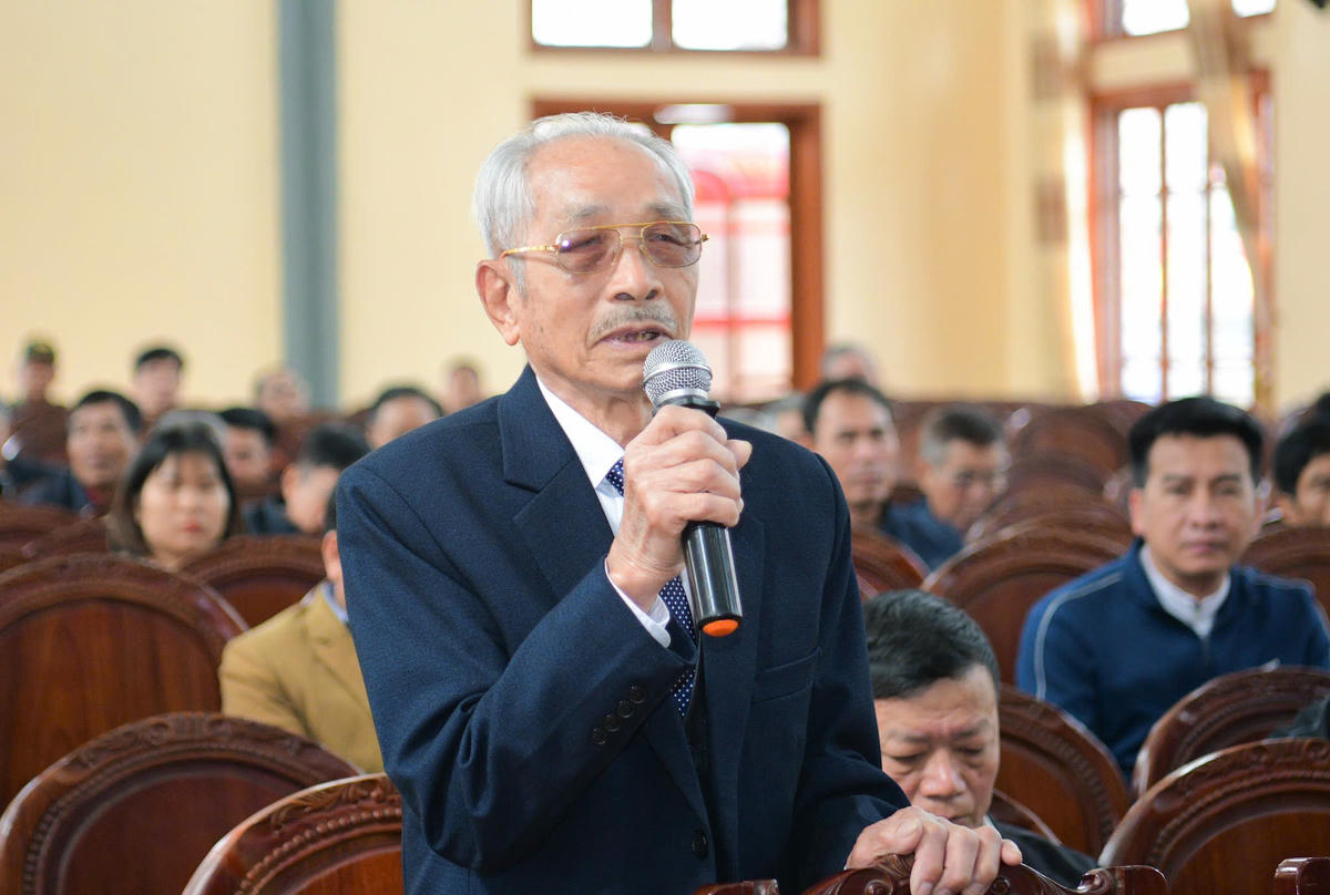 Cử tri các địa phương đánh giá cao chương trình hành động của ông Mai Văn Tuất. Ảnh: Trường Giang