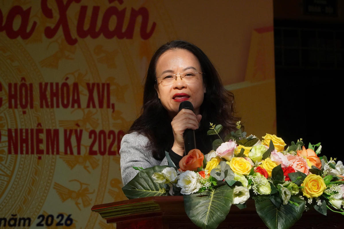 Bà Nguyễn Thị Nắng Mai – Phó bí thư thường trực Đảng ủy phường Tây Tựu phát biểu tại sự kiện.