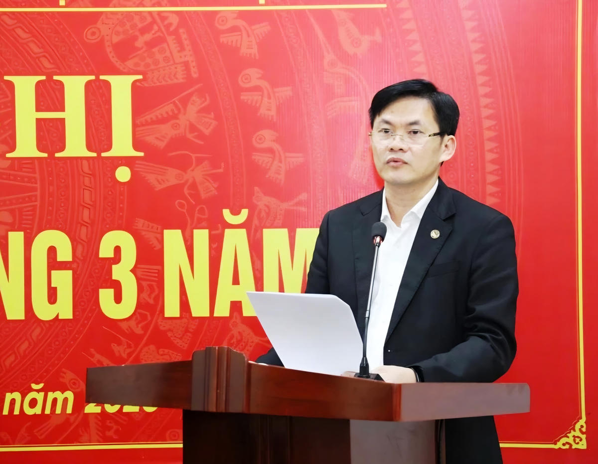 Đại diện Sở Nội vụ Thanh Hóa thông tin về công tác chuẩn bị cho ngày bầu cử tại Thanh Hóa. Ảnh: Nguyễn Chung.