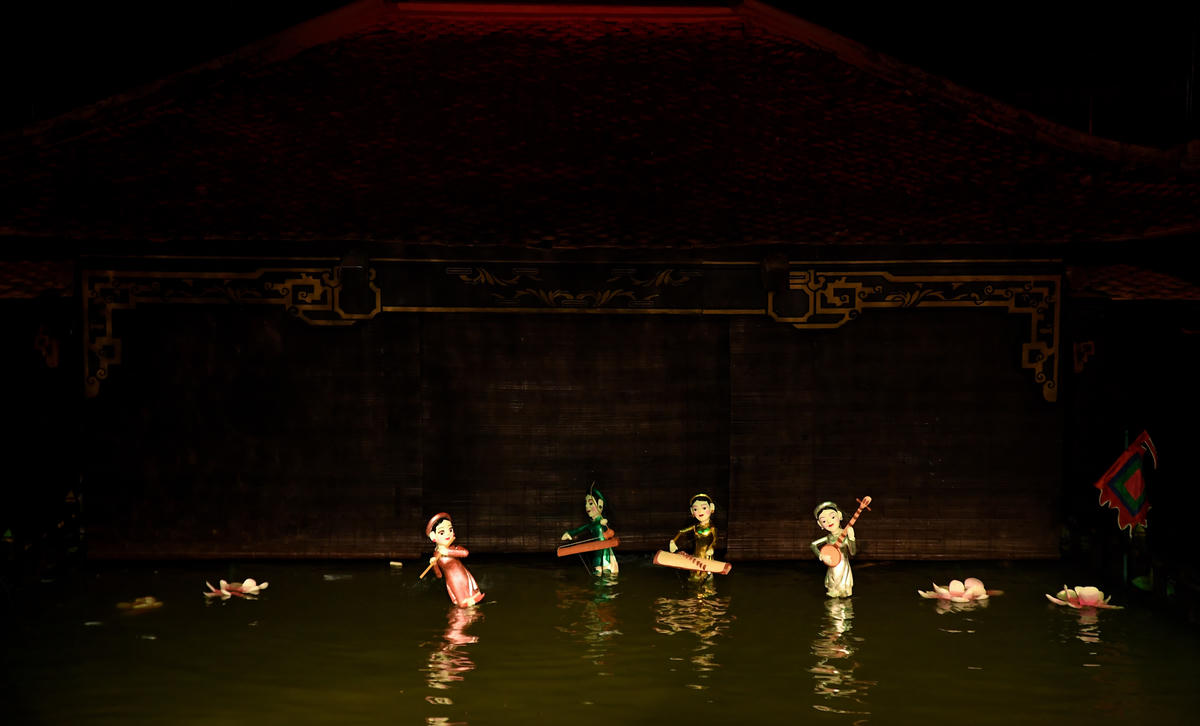 Những tiết mục nghệ thuật đặc biệt chào mừng Lễ kỷ niệm 70 năm ngày thành lập và đón nhận Huân chương Lao động Hạng Ba.