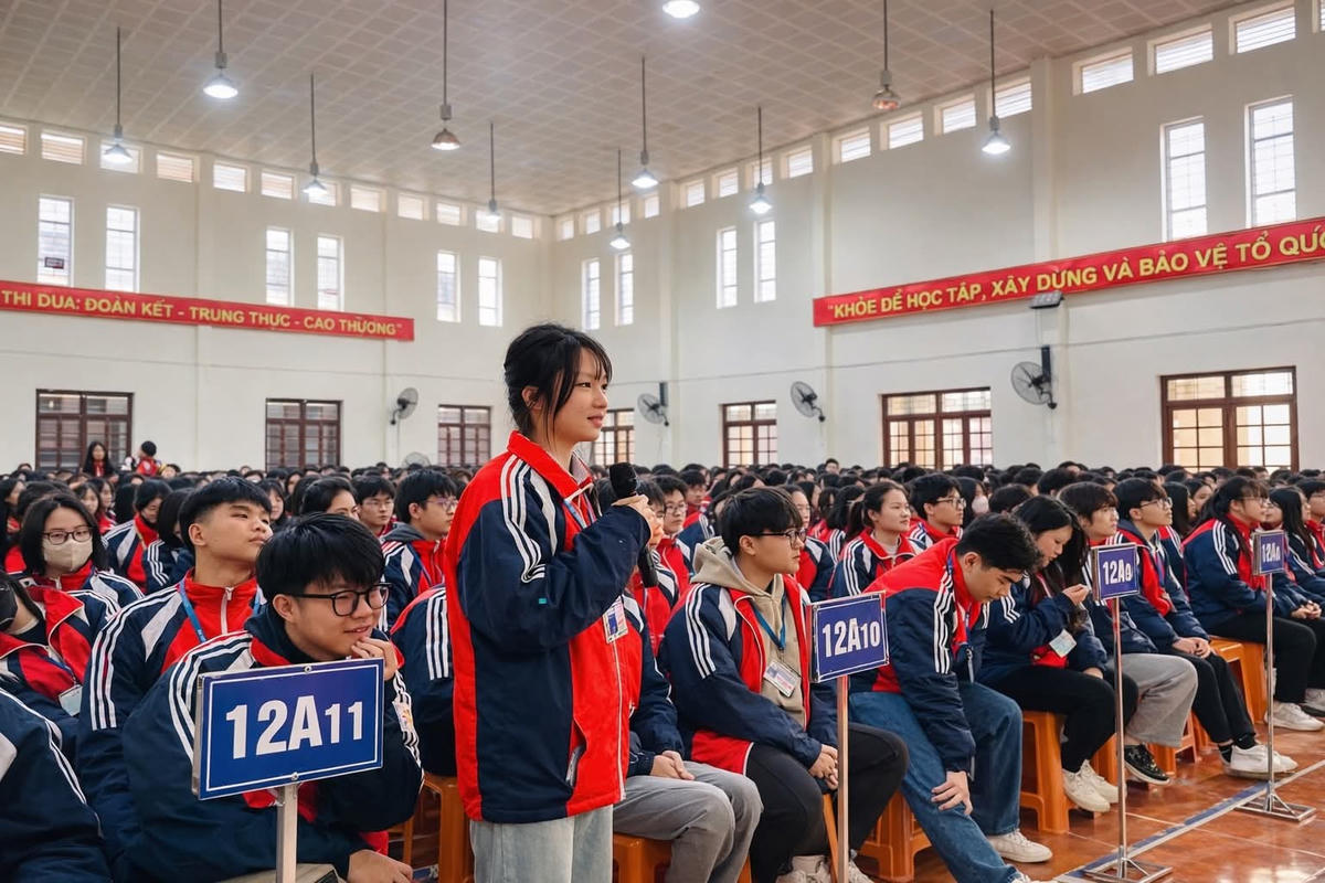 <span style="color: rgb(34, 34, 34); font-family: Inter, -apple-system, BlinkMacSystemFont, "Segoe UI", Roboto, "Helvetica Neue", Arial, serif, "Apple Color Emoji", "Segoe UI Emoji", "Segoe UI Symbol", "Noto Color Emoji"; font-size: 17.6px; font-weight: 700;">Học sinh khối 12 Trường THPT Hoàng Văn Thụ tìm hiểu về công tác bầu cử trong giờ sinh hoạt dưới cờ</span>