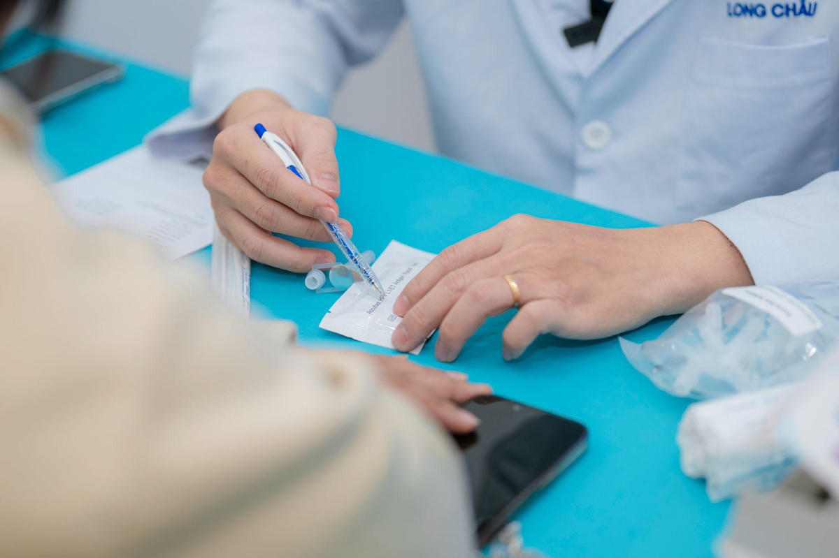 Kit test nhanh Accufast L1/E7 giúp người dùng nhận diện sớm nguy cơ mắc các chủng HPV nguy hiểm.