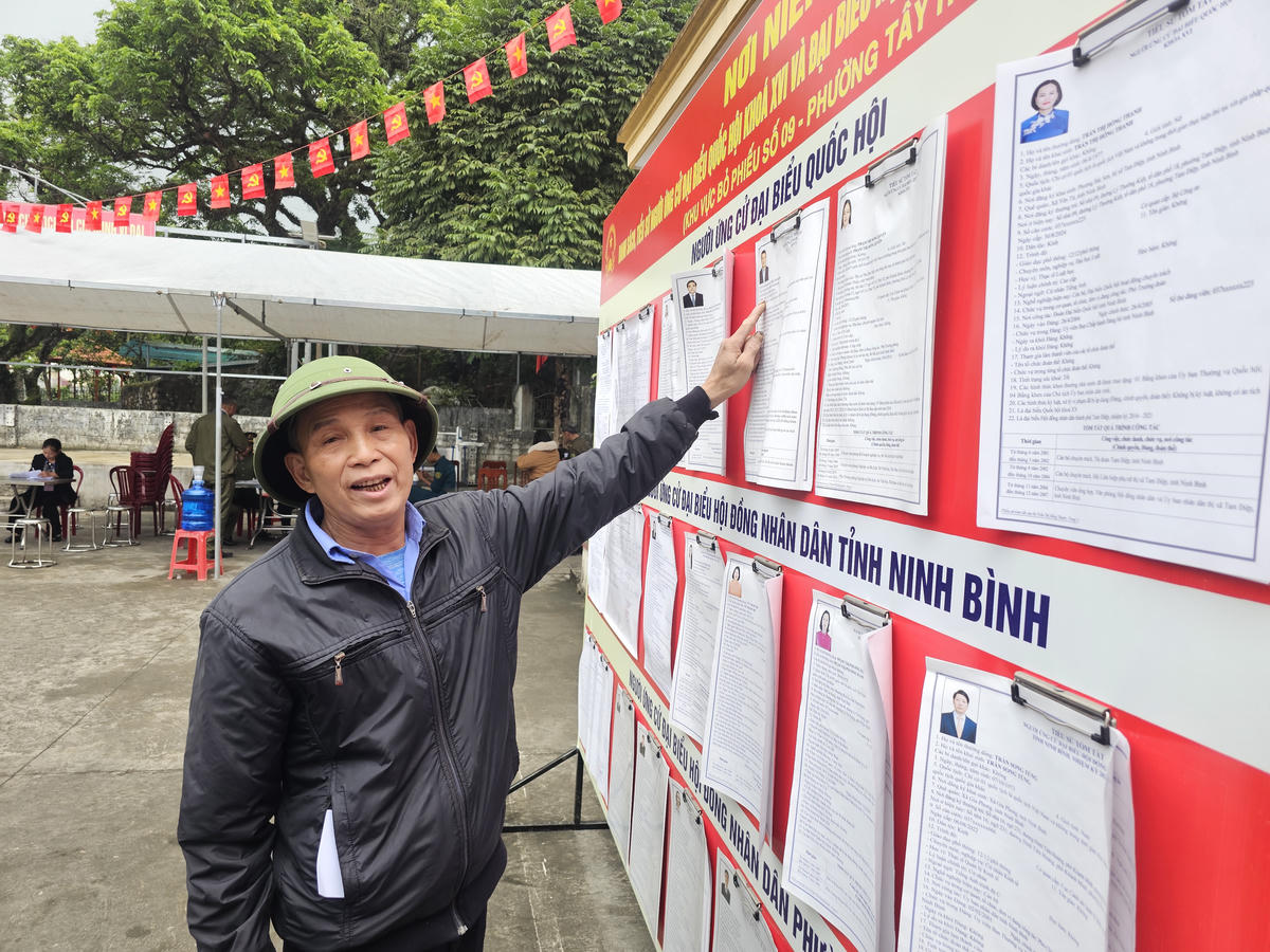 Ông Minh kỳ vọng vào các vị ĐBQH, đại biểu HĐND tỉnh, HĐND xã nếu trúng cử sẽ tiếp tục đưa ra nhiều quyết sách để phát triển du lịch địa phương. Ảnh: Đình Minh