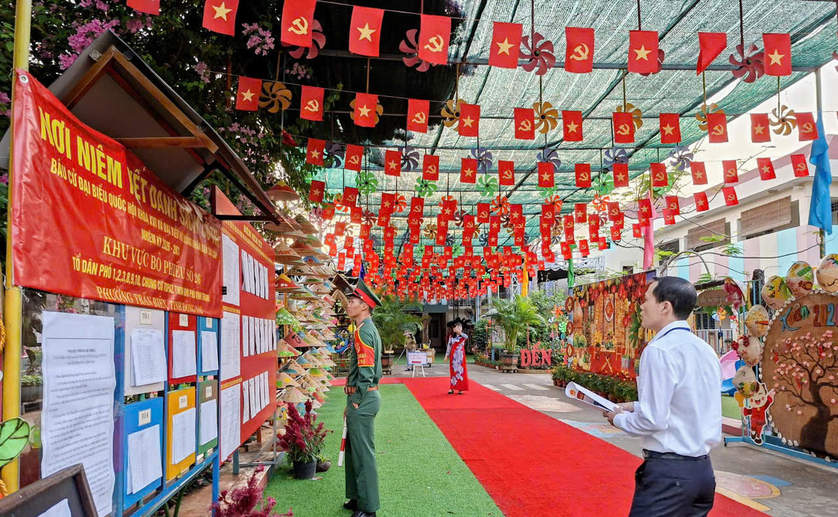 Rà soát lần cuối toàn bộ các khâu phục vụ bầu cử. Ảnh: S.X