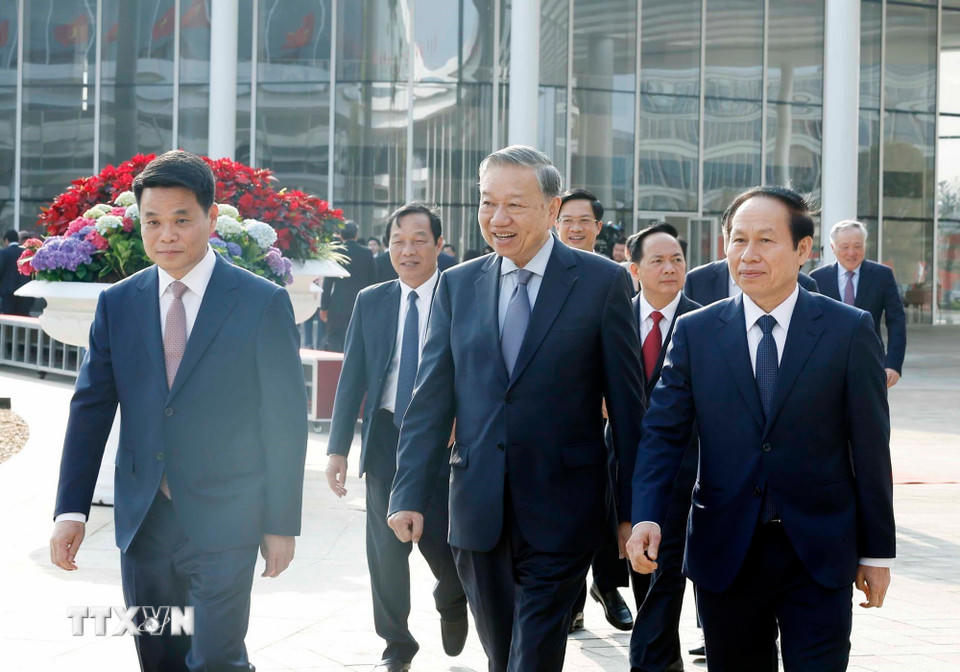 Tổng Bí thư Tô Lâm đến dự cuộc làm việc với Ban Chấp hành Đảng bộ thành phố Hải Phòng. (Ảnh: Thống Nhất/TTXVN)
