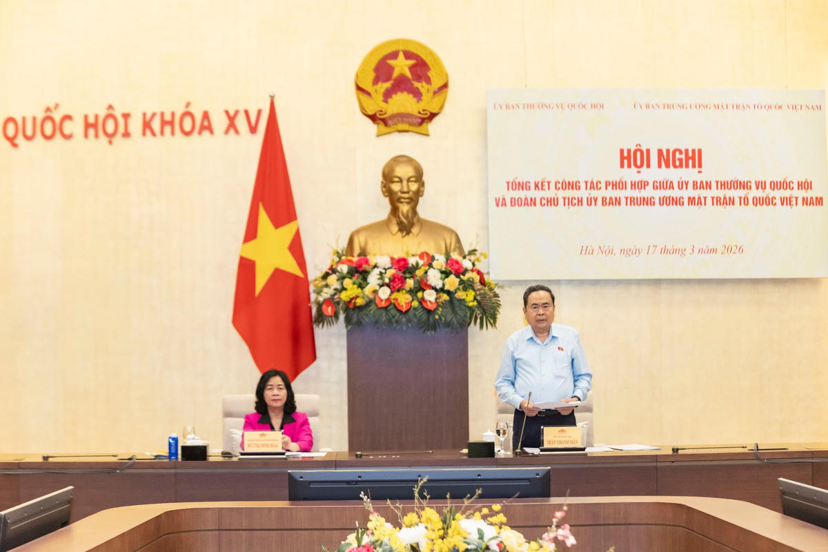 Chủ tịch Quốc hội Trần Thanh Mẫn vànbsp;Chủ tịch UBTƯ MTTQ Việt Nam Bùi Thị Minh Hoài chủ trì Hội nghị. Ảnh: Quang Vinh.