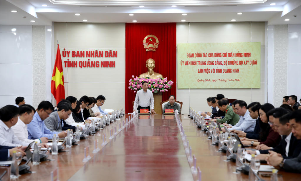  Bộ trưởng Bộ Xây dựng Trần Hồng Minh cùng Đoàn công tác của Bộ Xây dựng làm việc với tỉnh Quảng Ninh. Ảnh: QMG.