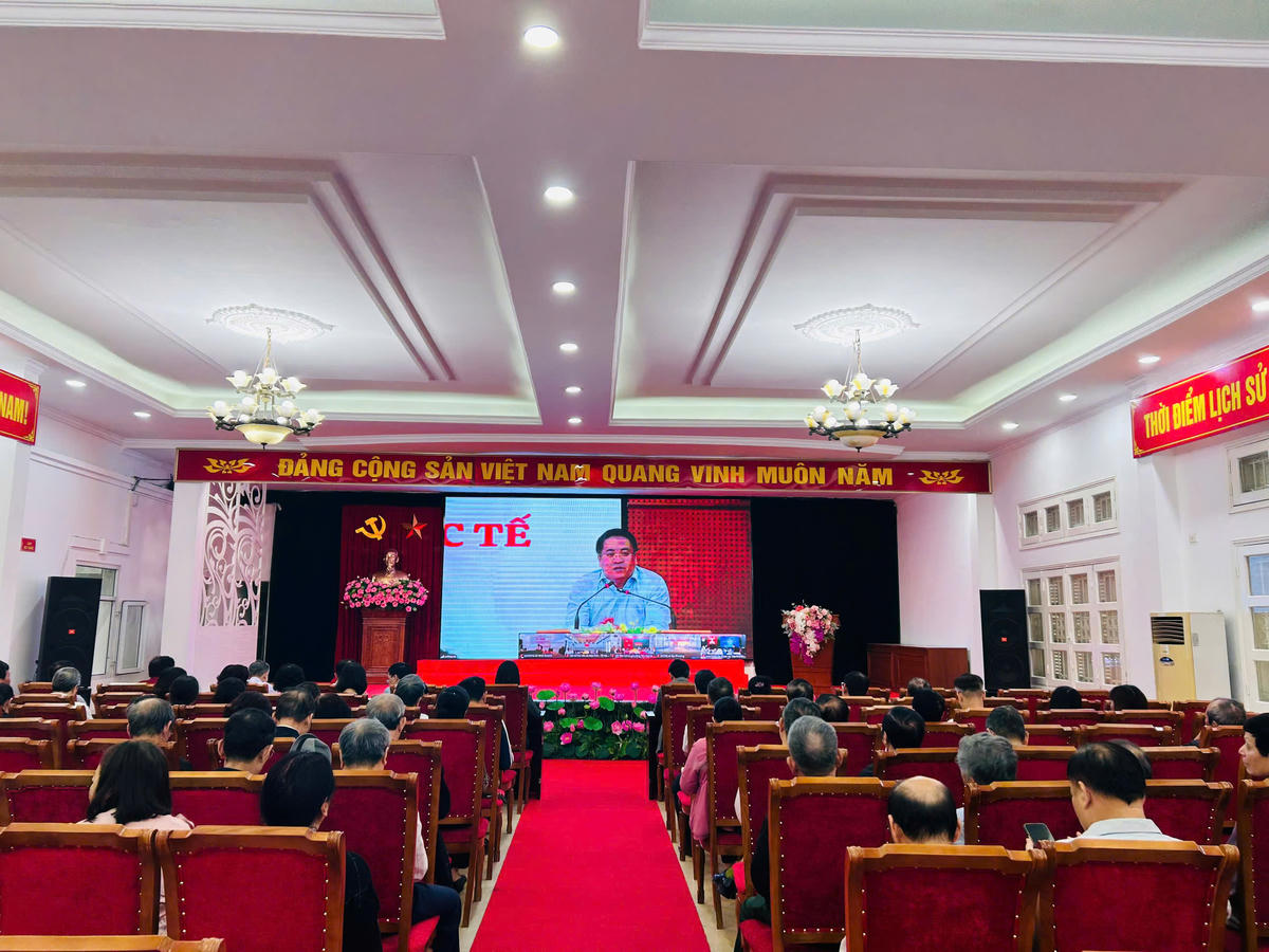 Đại biểu tham dự tại điểm cầu phường Bồ Đề. Ảnh: PV