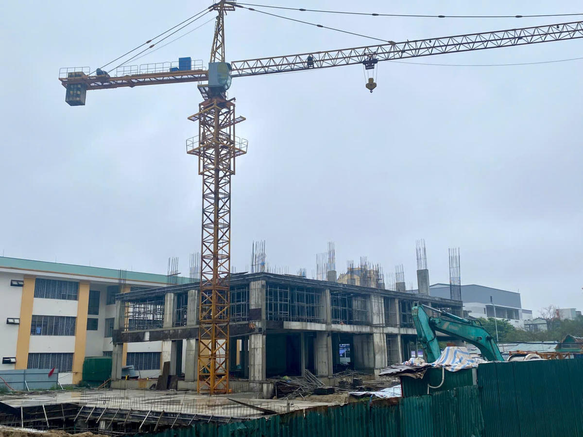 Nghệ An: “Đói” thợ xây, nhiều công trình thi công chậm sau Tết