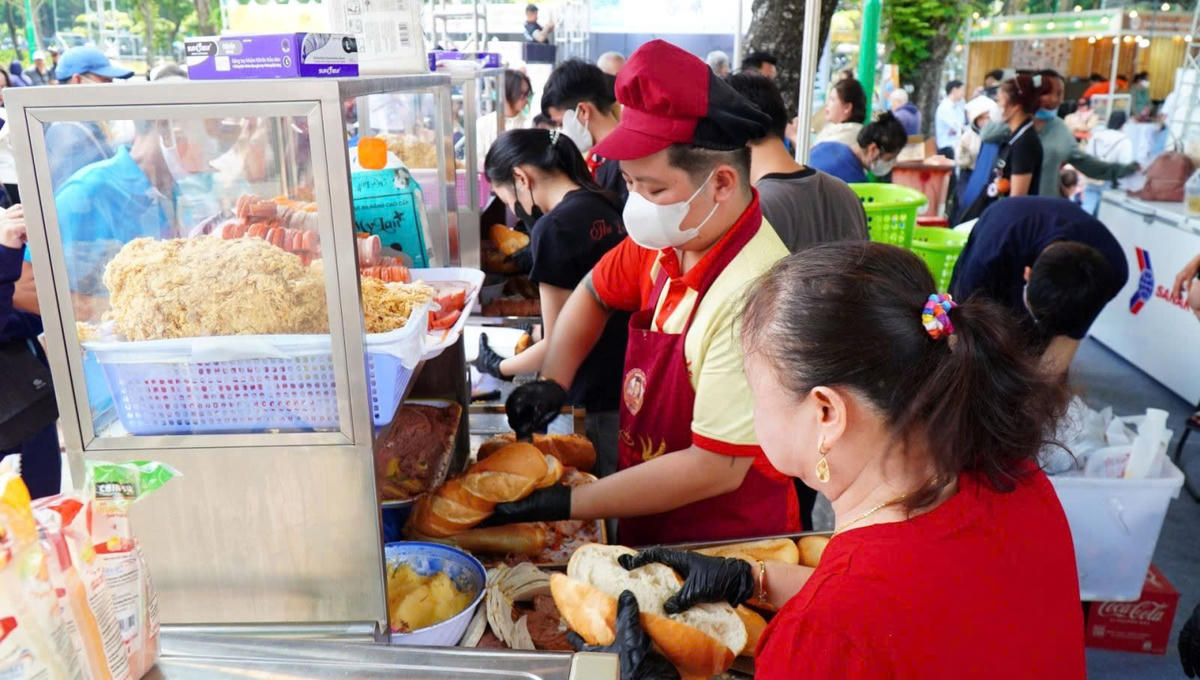 Dự kiến, Lễ hội Bánh mì thu hút lượng lớn tham gia. Ảnh: L.N