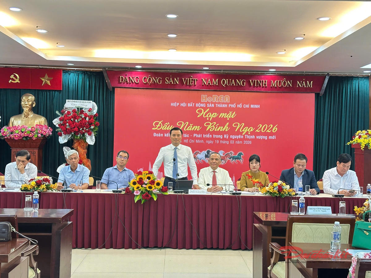 Ông Bùi Xuân Cường - Phó Chủ tịch UBND TP Hồ Chí Minh phát biểu tại sự kiện. Ảnh: Hồng Phúc.