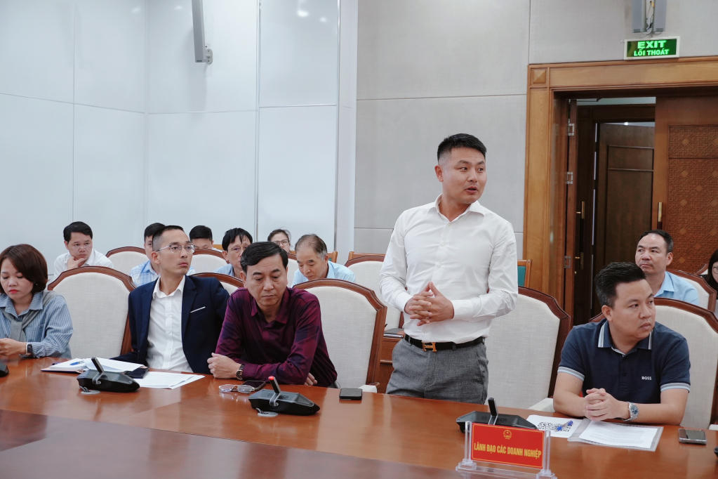 Đại diện các doanh nghiệp phát biểu ý kiến tại hội nghị. Ảnh: QMG.&nbsp;