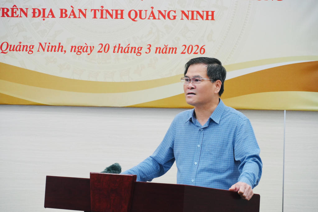 Chủ tịch UBND tỉnh Quảng Ninh Bùi Văn Khắng phát biểu khai mạc hội nghị. Ảnh: QMG.&nbsp;