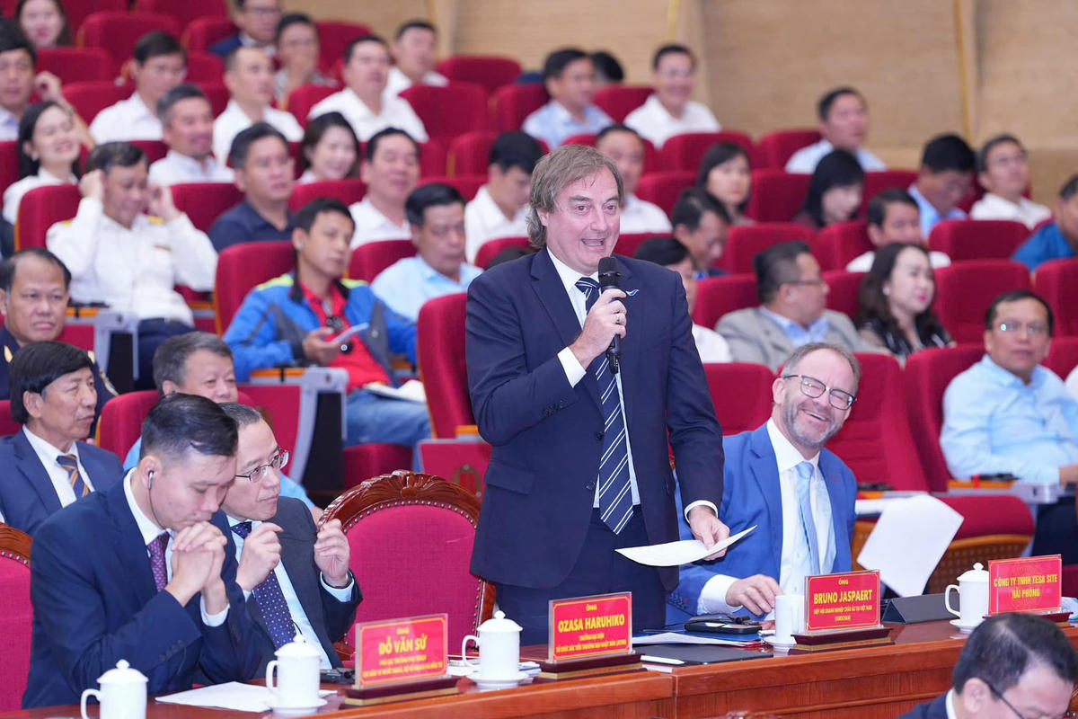 Đại diện các doanh nghiệp FDI nếu kiến nghị tại Hội nghị gặp gỡ, đối thoại với doanh nghiệp có vốn đầu tư trực tiếp nước ngoài do Thành uỷ Hải Phòng tổ chức. Ảnh minh hoạ. 