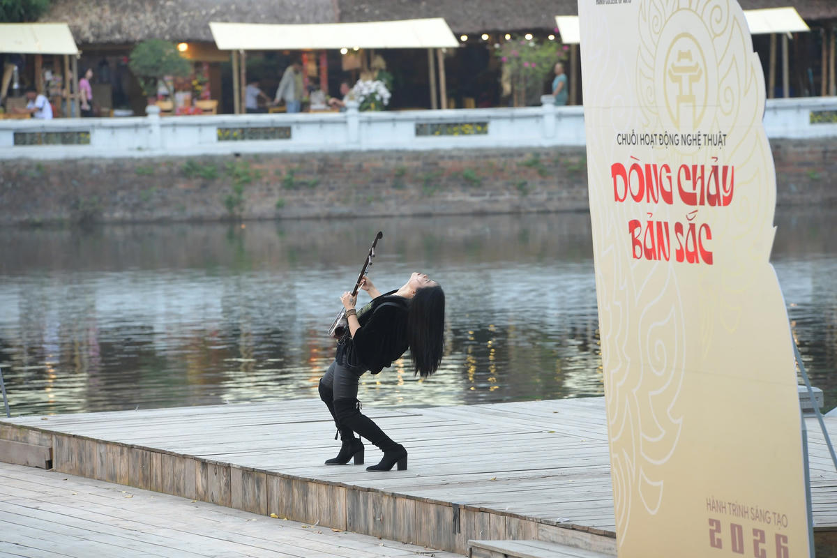 Những tiết mục nghẹ thuật với dòng chảy đầy bản sắc.