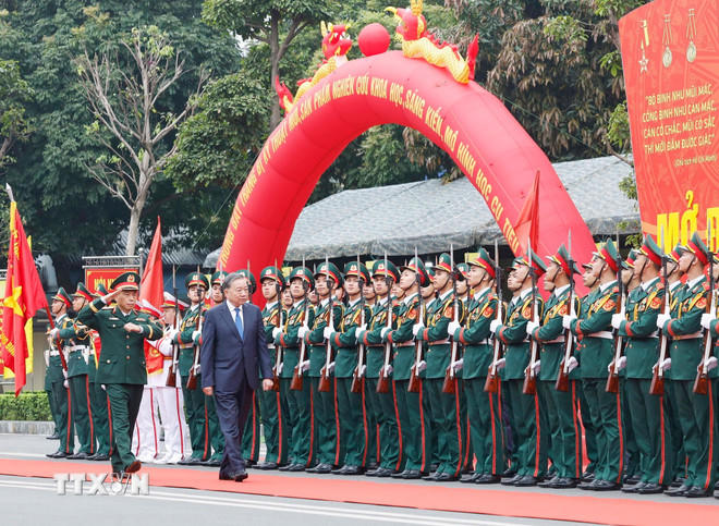 Tổng Bí thư Tô Lâm dự Lễ kỷ niệm 80 năm Ngày thành lập Binh chủng Công binh. (Ảnh: Thống Nhất/TTXVN).