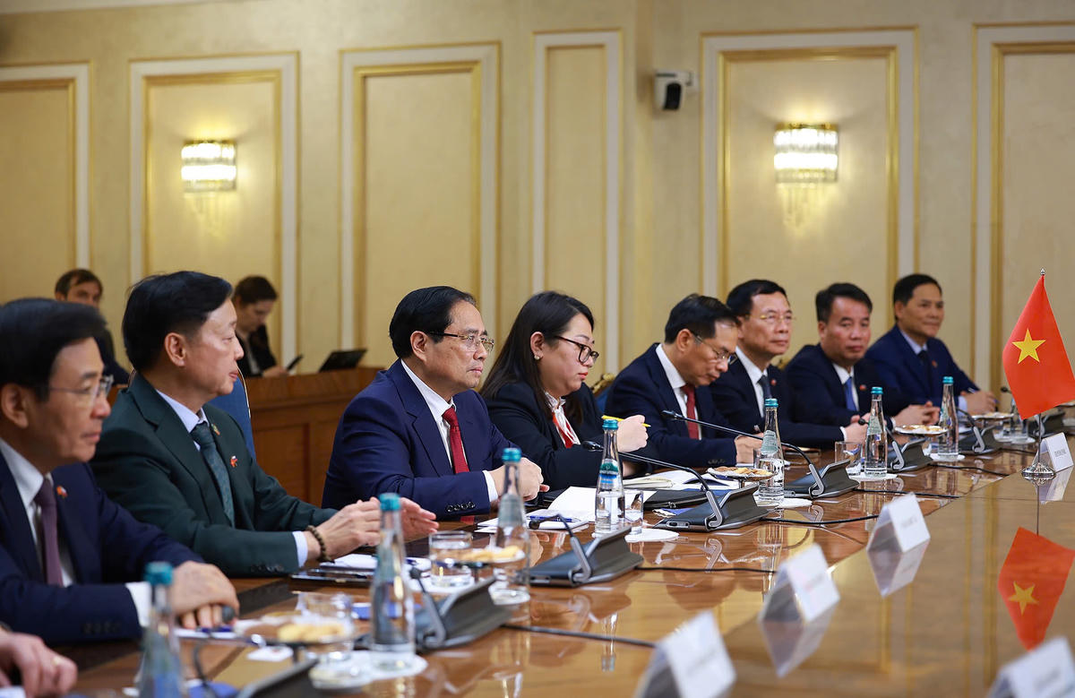 Thủ tướng Chính phủ Phạm Minh Chính đề nghị Hội đồng Liên bang Nga tiếp tục ủng hộ, tạo điều kiện thuận lợi cho cộng đồng người Việt Nam tại Nga hòa nhập với sở tại - Ảnh: VGP/Nhật Bắc