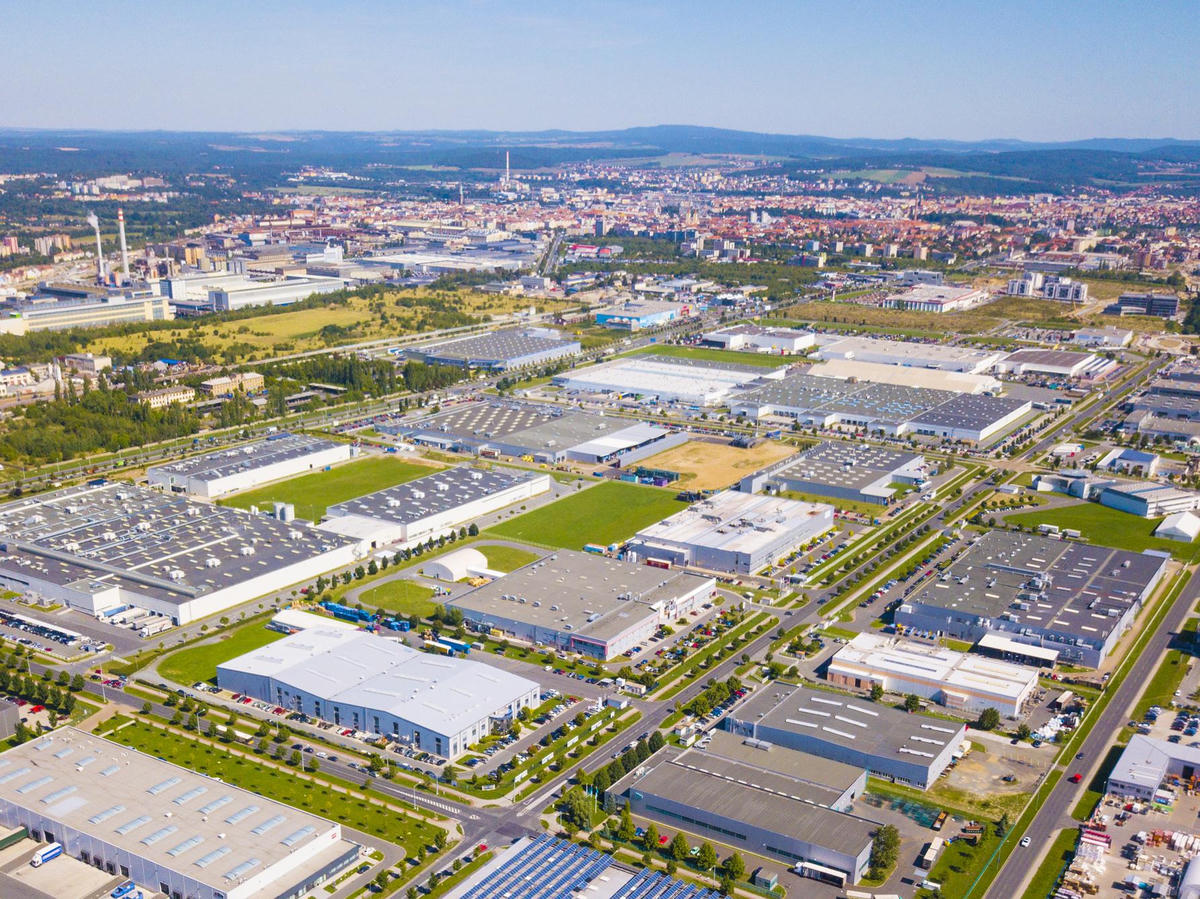 Hạ tầng và chuỗi cung ứng: Lực hút FDI miền Bắc