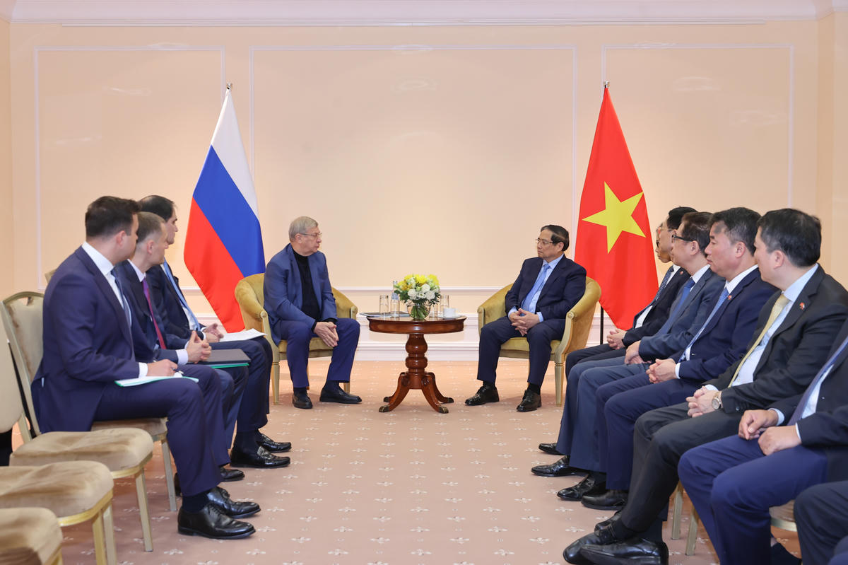 Hoan nghênh Tập đoàn AFK Sistema khẳng định sẽ đầu tư tại Việt Nam, Thủ tướng Chính phủ cho biết, các dự án mà AFK Sistema quan tâm rất phù hợp với kế hoạch phát triển của Việt Nam - Ảnh: VGP/Nhật Bắc