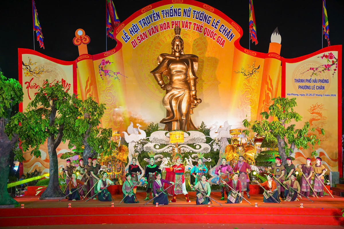 Chương trình nghệ thuật “Khúc khải hoàn Nữ tướng Lê Chân”. Ảnh: PT.&nbsp;