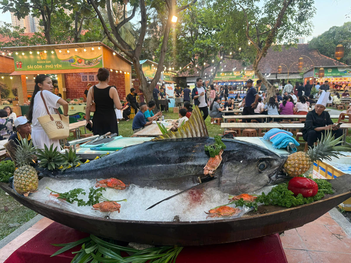 TP Hồ Chí Minh: Hàng trăm món ngon 3 miền và quốc tế có mặt tại lễ hội ẩm thực