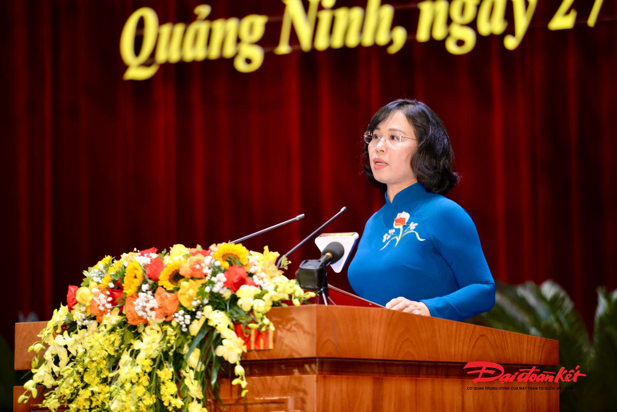 Bà Trịnh Thị Minh Thanh, Phó Bí thư Thường trực Tỉnh ủy, Chủ tịch HĐND tỉnh Quảng Ninh khóa XV, nhiệm kỳ 2026-2031 phát biểu tại kỳ họp.